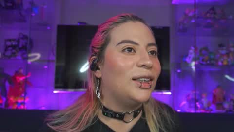 Snapshot of matti_sofia chatting on March 28, 11:10 am TATIANA AND ROUS online show from March 28, 11:10 am