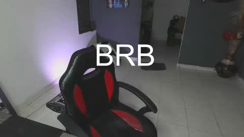 Snapshot of mattias_dantee chatting on February 9, 11:57 pm mattias online show from February 9, 11:57 pm