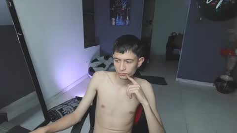 Snapshot of mattias_dantee chatting on February 10, 9:14 am mattias online show from February 10, 9:14 am