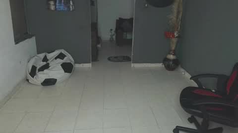 Snapshot of mattias_dantee chatting on February 22, 3:58 pm mattias online show from February 22, 3:58 pm