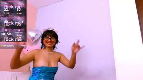 mattilda_18 online show from March 3, 10:52 pm