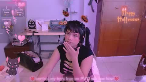 mattilda_18 online show from October 27, 8:35 pm