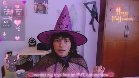 mattilda_18 online show from October 30, 8:53 pm