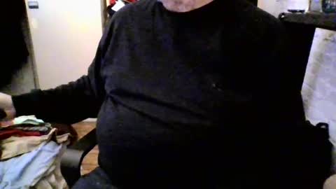 Snapshot of mattnudist chatting on March 4, 8:57 am Matt online show from March 4, 8:57 am