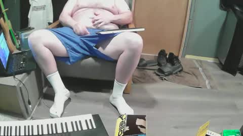 mattskiba89 online show from October 16, 7:42 am