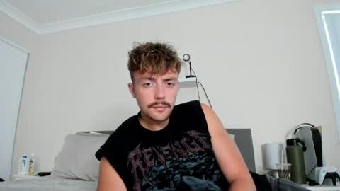 Matt Slinga online show from March 28, 2:44 am