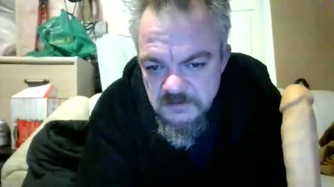 mattstanley424955 online show from February 19, 4:14 pm