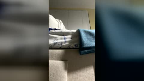 Snapshot of matty1212121212 chatting on April 3, 10:30 pm matty1212121212 online show from April 3, 10:30 pm