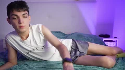 Snapshot of mattyaiden chatting on February 5, 6:34 pm Matty Aiden online show from February 5, 6:34 pm