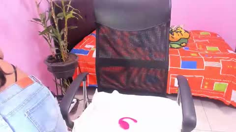 call me samantha online show from February 25, 12:15 pm