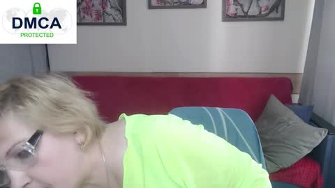 Lana online show from March 22, 8:40 am