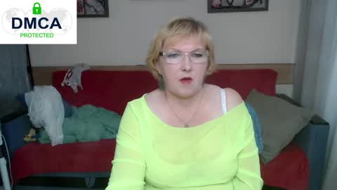 Snapshot of mature_blonde7 chatting on April 25, 8:28 am Lana online show from April 25, 8:28 am