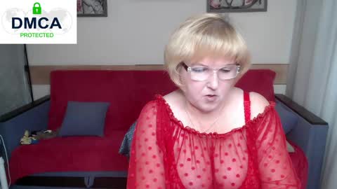 Snapshot of mature_blonde7 chatting on April 26, 6:55 am Lana online show from April 26, 6:55 am