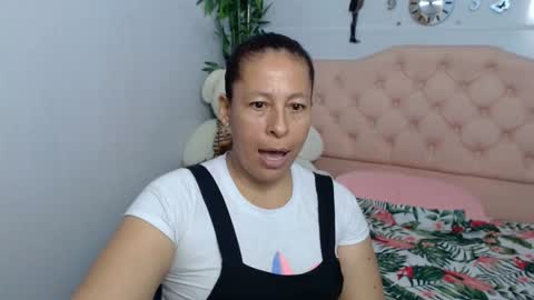Snapshot of mature_martina_ chatting on September 25, 11:30 pm Martina online show from September 25, 11:30 pm