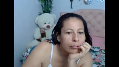 Snapshot of mature_martina_ chatting on September 30, 4:39 am Martina online show from September 30, 4:39 am