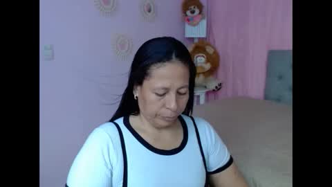 Snapshot of mature_martina_ chatting on October 13, 7:47 pm Martina online show from October 13, 7:47 pm