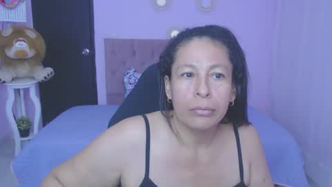 Snapshot of mature_martina_ chatting on February 15, 7:51 am Martina online show from February 15, 7:51 am