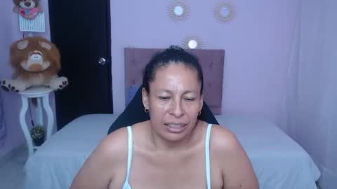 Snapshot of mature_martina_ chatting on March 6, 7:16 am Martina online show from March 6, 7:16 am