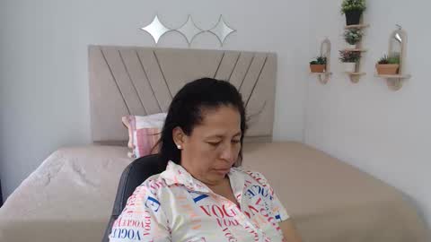 Snapshot of mature_martina_ chatting on March 26, 8:25 pm Martina online show from March 26, 8:25 pm