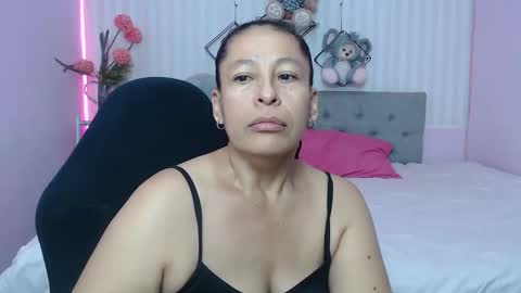 Martina online show from May 3, 11:05 am