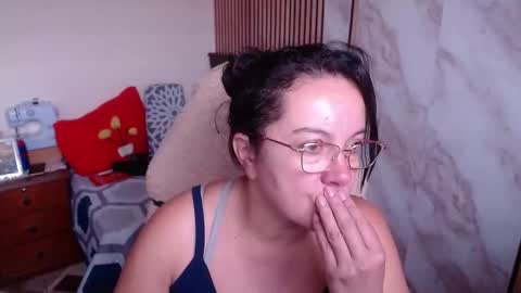 Snapshot of mature_wolf chatting on February 13, 8:27 pm Sonia online show from February 13, 8:27 pm