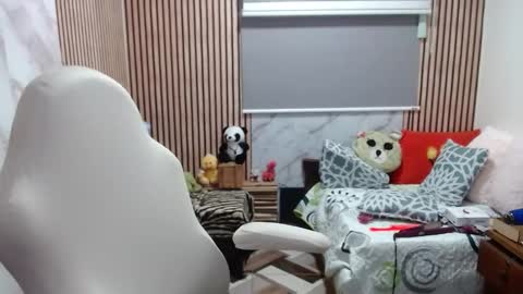 Sonia online show from May 9, 1:11 am