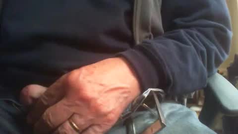 Maturedaddi online show from October 14, 12:50 pm