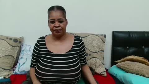 QUEEN online show from May 3, 1:17 pm