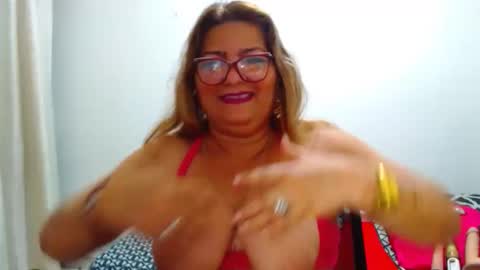 Snapshot of maturehot649 chatting on December 4, 10:07 pm maturehot649 online show from December 4, 10:07 pm