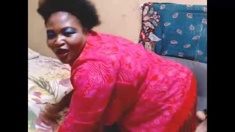 Snapshot of maturenesh chatting on December 3, 7:05 am maturenesh online show from December 3, 7:05 am