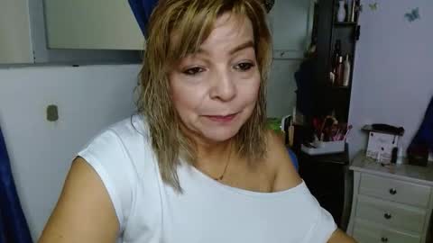 Snapshot of maturetigress4c chatting on February 18, 2:13 pm Cecilia online show from February 18, 2:13 pm