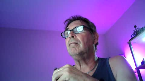 maturewisdom61 online show from July 2, 9:32 pm