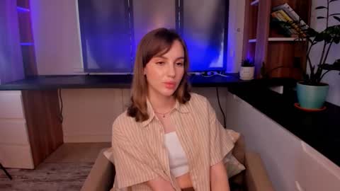 Lucy online show from September 14, 3:27 am