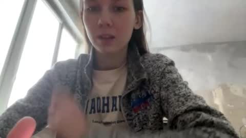 Snapshot of maudfalconio chatting on February 4, 7:14 am Keily online show from February 4, 7:14 am