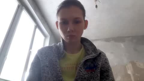 Snapshot of maudfalconio chatting on February 5, 9:25 am Keily online show from February 5, 9:25 am