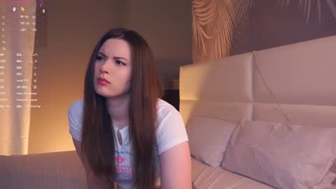 Lily online show from January 19, 4:04 pm