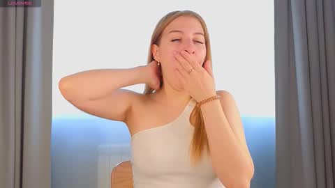 Snapshot of maureencoombs chatting on September 10, 4:34 am maureencoombs online show from September 10, 4:34 am