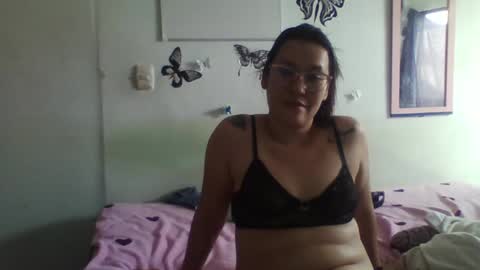 mauroluxandra online show from February 2, 5:37 pm