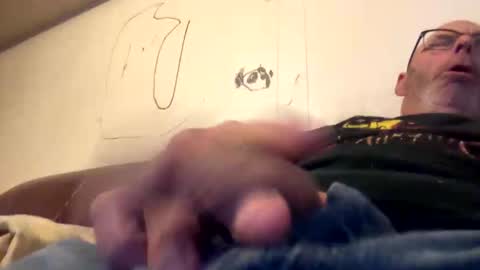 Snapshot of maverick7000 chatting on November 7, 2:11 am maverick7000 online show from November 7, 2:11 am