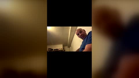 Snapshot of maverick7000 chatting on November 25, 4:45 am maverick7000 online show from November 25, 4:45 am