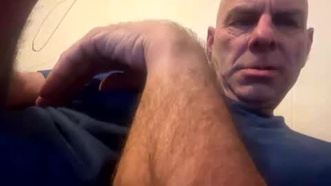 Snapshot of maverick7000 chatting on December 19, 3:02 am maverick7000 online show from December 19, 3:02 am