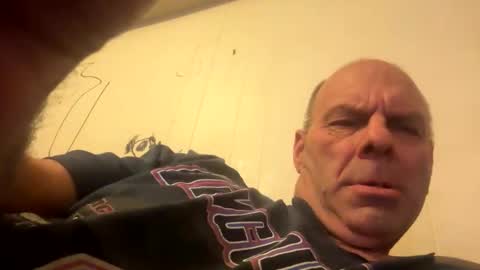 Snapshot of maverick7000 chatting on February 8, 7:34 am maverick7000 online show from February 8, 7:34 am