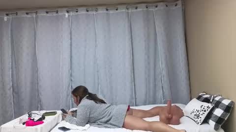 Snapshot of mavierose1 chatting on November 23, 6:24 am Mavierose online show from November 23, 6:24 am