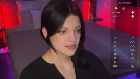 Mavis online show from December 14, 8:24 pm