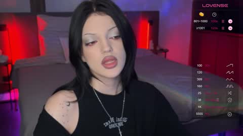 Mavis online show from January 14, 11:09 pm