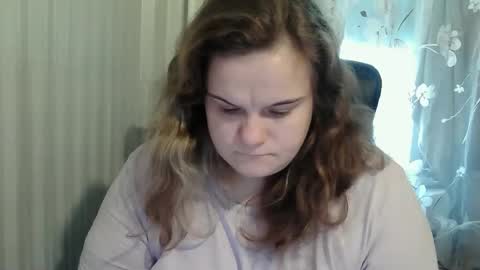 Snapshot of mavka2025 chatting on October 19, 8:04 am Mavka2025 online show from October 19, 8:04 am