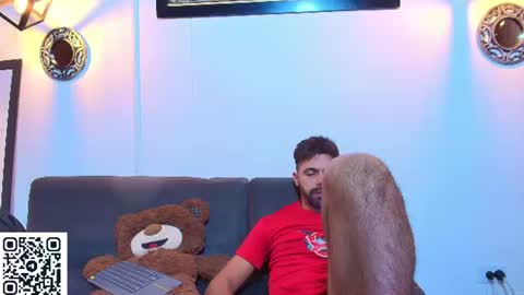 Max  Ashley online show from June 17, 1:34 pm