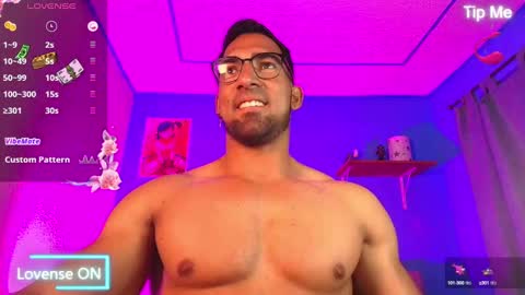 Snapshot of max_brown21 chatting on February 10, 12:08 am max_brown21 online show from February 10, 12:08 am