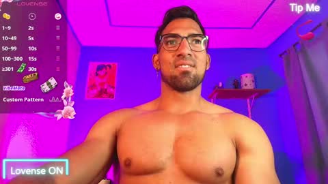 Snapshot of max_brown21 chatting on February 11, 1:41 am max_brown21 online show from February 11, 1:41 am