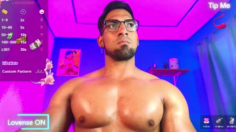 Snapshot of max_brown21 chatting on February 12, 11:51 pm max_brown21 online show from February 12, 11:51 pm